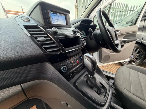 1.5 240 EcoBlue Limited Panel Van 5dr Diesel Auto L2 Euro 6 (s/s) (120 ps)