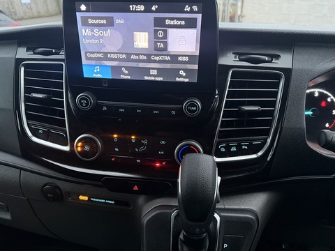 2.0 300 EcoBlue Limited Panel Van 5dr Diesel Auto L1 H1 Euro 6 (s/s) (130 ps)