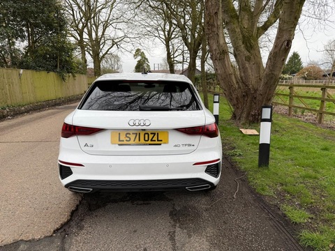 1.4 TFSIe 40 S line Sportback 5dr Petrol Plug-in Hybrid S Tronic Euro 6 (s/s) 13kWh (204 ps)