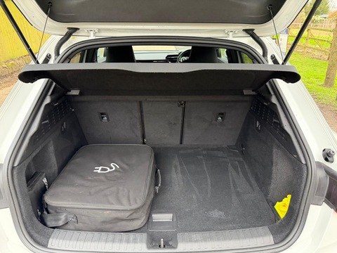 1.4 TFSIe 40 S line Sportback 5dr Petrol Plug-in Hybrid S Tronic Euro 6 (s/s) 13kWh (204 ps)