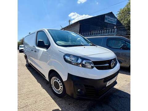 1.5 Turbo D 2900 Dynamic Panel Van 6dr Diesel Manual L2 H1 Euro 6 (s/s) (100 ps)
