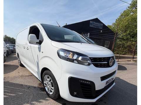 2.0 Turbo D 3100 Sportive Panel Van 5dr Diesel Manual L2 H1 Euro 6 (s/s) (120 ps)