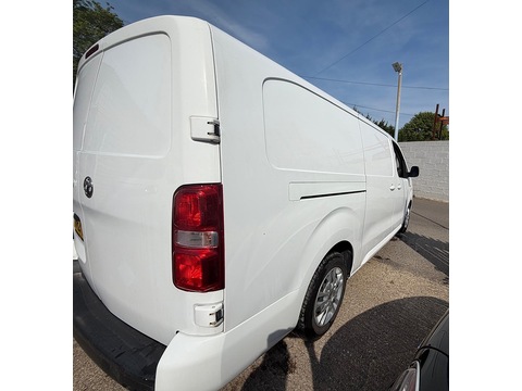 2.0 Turbo D 3100 Sportive Panel Van 5dr Diesel Manual L2 H1 Euro 6 (s/s) (120 ps)
