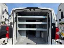 Vauxhall Vivaro Turbo D 3100 Sportive 