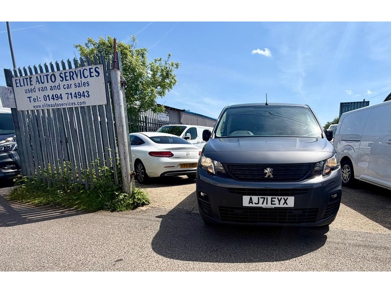 Peugeot 1.5 BlueHDi 1000 Professional Premium Standard Panel Van 5dr Diesel Manual SWB Euro 6 (100 bhp)