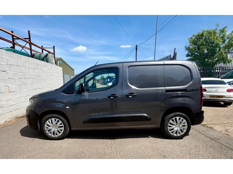 1.5 BlueHDi 1000 Professional Premium Standard Panel Van 5dr Diesel Manual SWB Euro 6 (100 bhp)