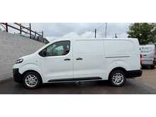 Vauxhall Vivaro Turbo D 2900 Dynamic 