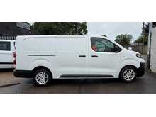 Vauxhall Vivaro Turbo D 2900 Dynamic 