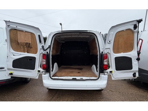 1.5 Turbo D 2300 Pro Panel Van 5dr Diesel Manual L1 H1 Euro 6 (s/s) (100 ps)