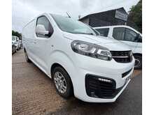 Vauxhall Vivaro Turbo D 2900 Sportive 