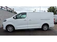 Vauxhall Vivaro Turbo D 2900 Sportive 