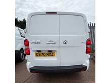 Vauxhall Vivaro Turbo D 2900 Sportive 