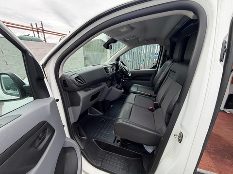 1.5 Turbo D 2900 Sportive Panel Van 5dr Diesel Manual L2 H1 Euro 6 (s/s) (100 ps)