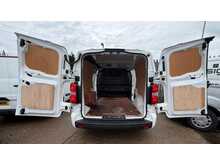 Vauxhall Vivaro Turbo D 2900 Sportive 