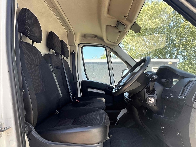 Peugeot BlueHDi 335 Professional LWB L3 H2 PANEL VAN 2.2 5dr Panel Van Manual Diesel