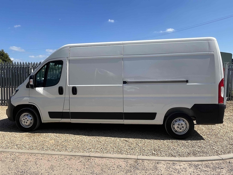Peugeot BlueHDi 335 Professional LWB L3 H2 PANEL VAN 2.2 5dr Panel Van Manual Diesel