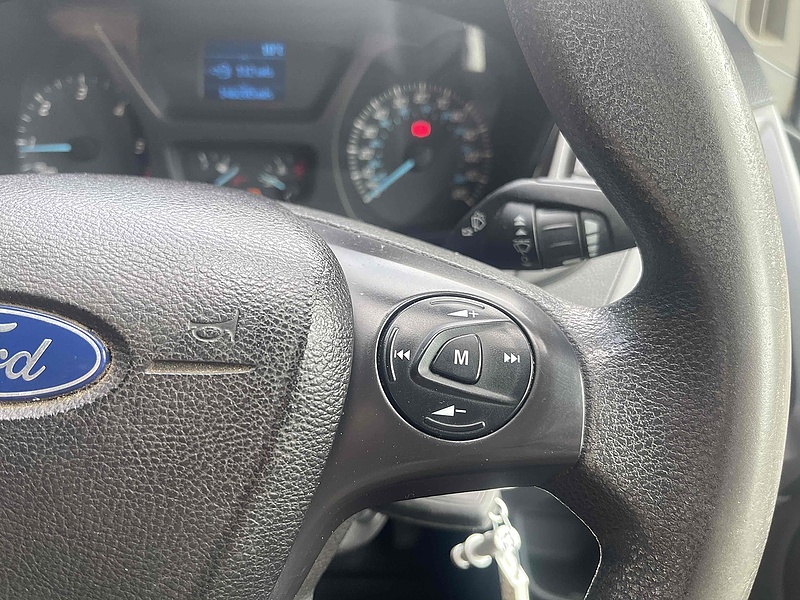 Ford 270 2.2 TDCI ECOnetic SWB L1 H1 PANEL VAN