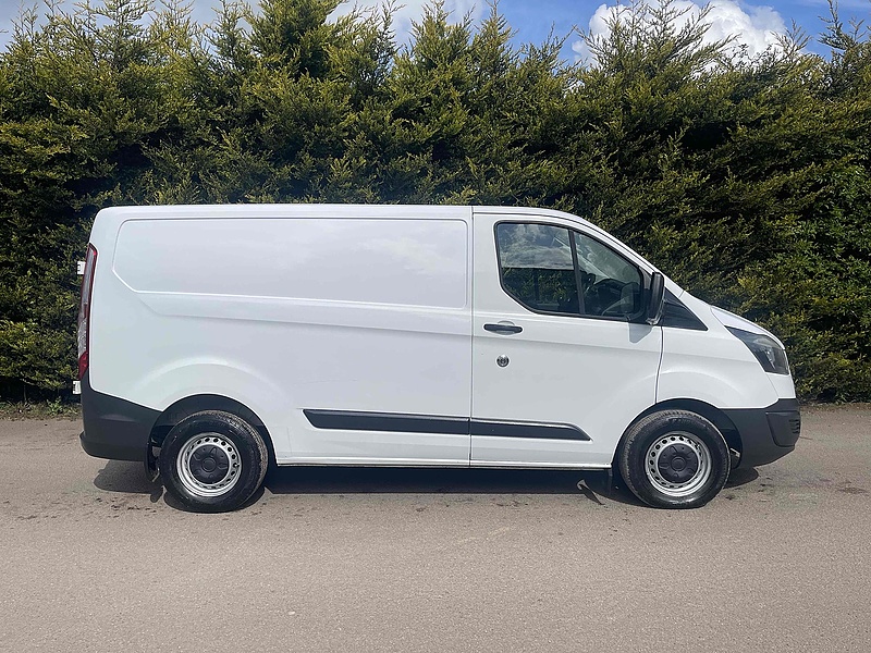 Ford 270 2.2 TDCI ECOnetic SWB L1 H1 PANEL VAN