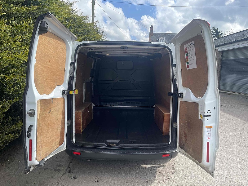 Ford 270 2.2 TDCI ECOnetic SWB L1 H1 PANEL VAN