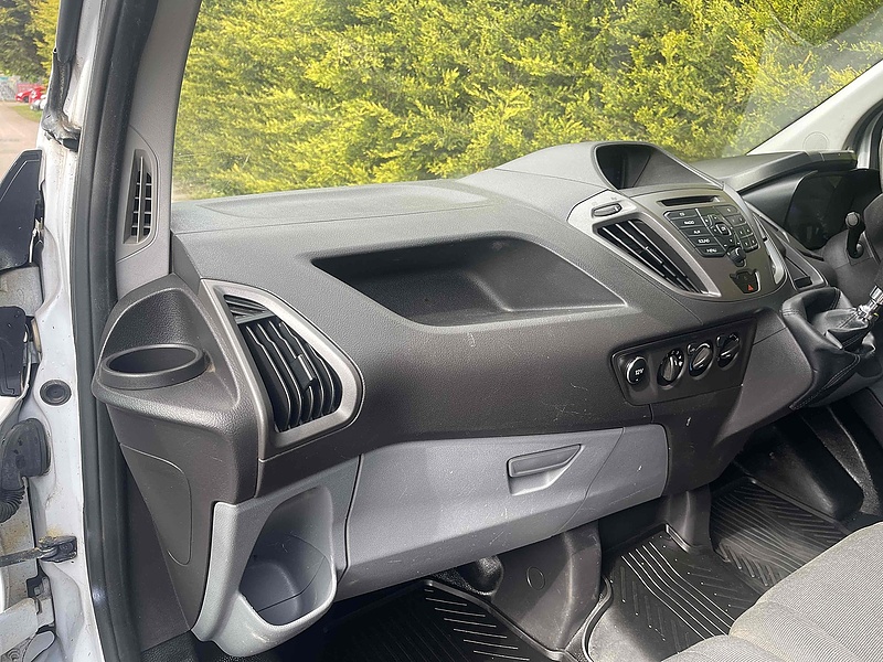 Ford 270 2.2 TDCI ECOnetic SWB L1 H1 PANEL VAN