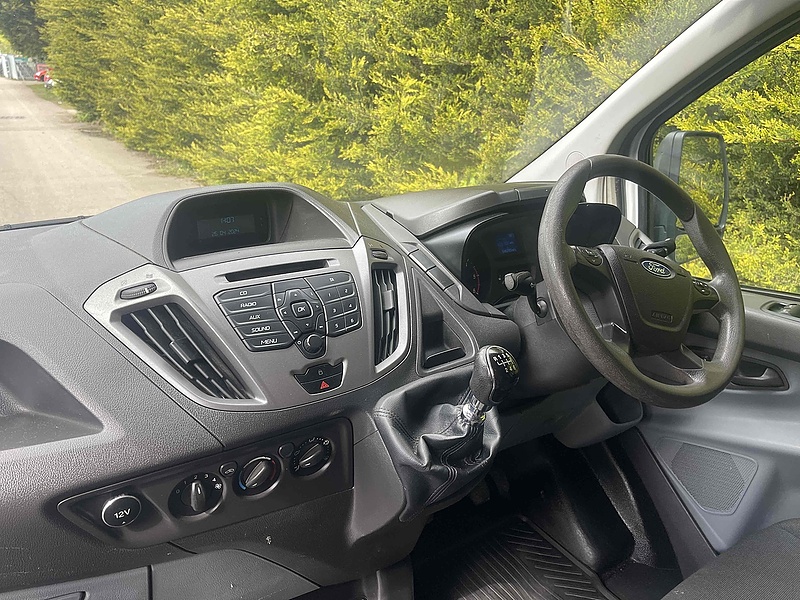 Ford 270 2.2 TDCI ECOnetic SWB L1 H1 PANEL VAN