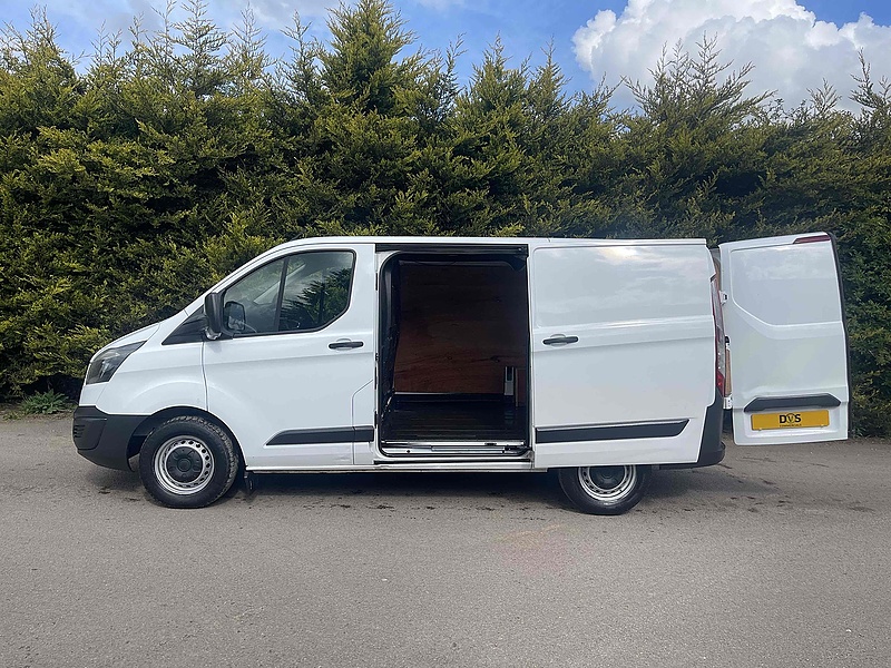 Ford 270 2.2 TDCI ECOnetic SWB L1 H1 PANEL VAN