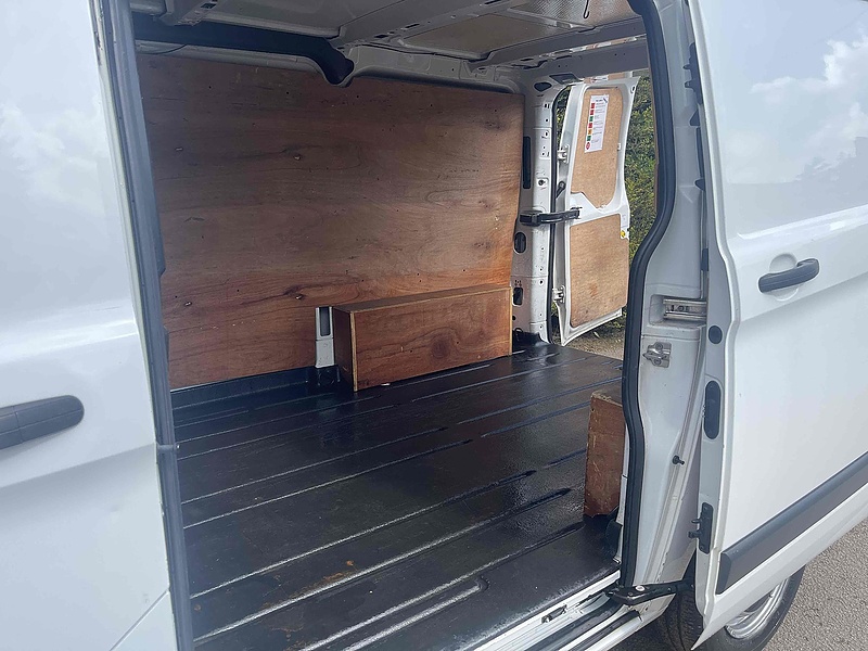 Ford 270 2.2 TDCI ECOnetic SWB L1 H1 PANEL VAN