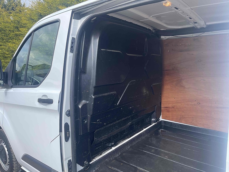 Ford 270 2.2 TDCI ECOnetic SWB L1 H1 PANEL VAN