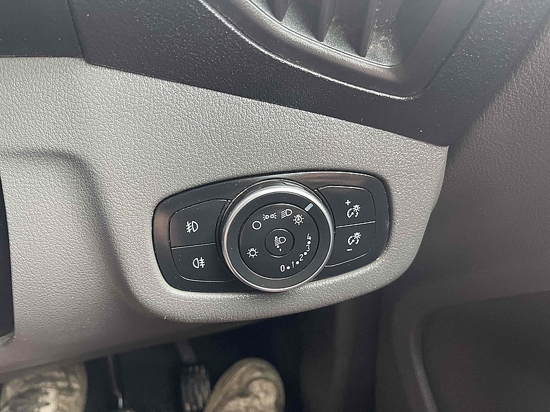 Ford 200 1.5 EcoBlue Limited SWB 1.5 5dr Panel Van Manual Diesel