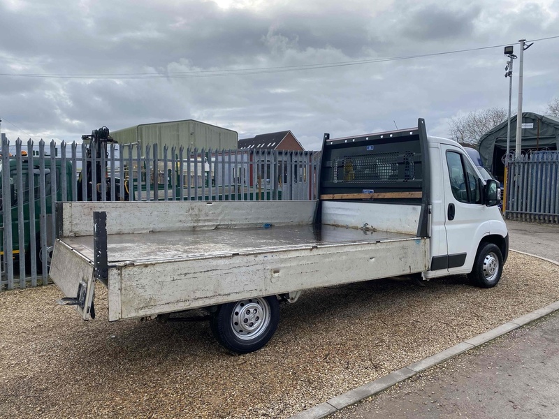 Peugeot 2.0 BlueHDi 335 L3 LWB Dropside Flatbed Truck