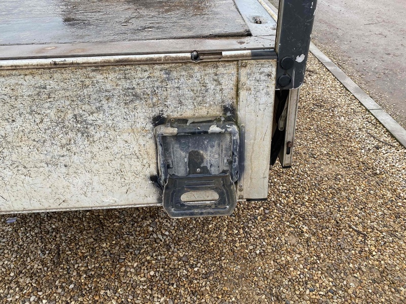 Peugeot 2.0 BlueHDi 335 L3 LWB Dropside Flatbed Truck