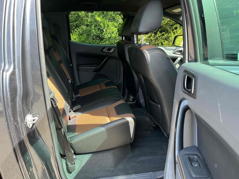 Ford 3.2 TDCi 197bhp Wildtrak 4x4 PICK UP TRUCK - CANNOPY