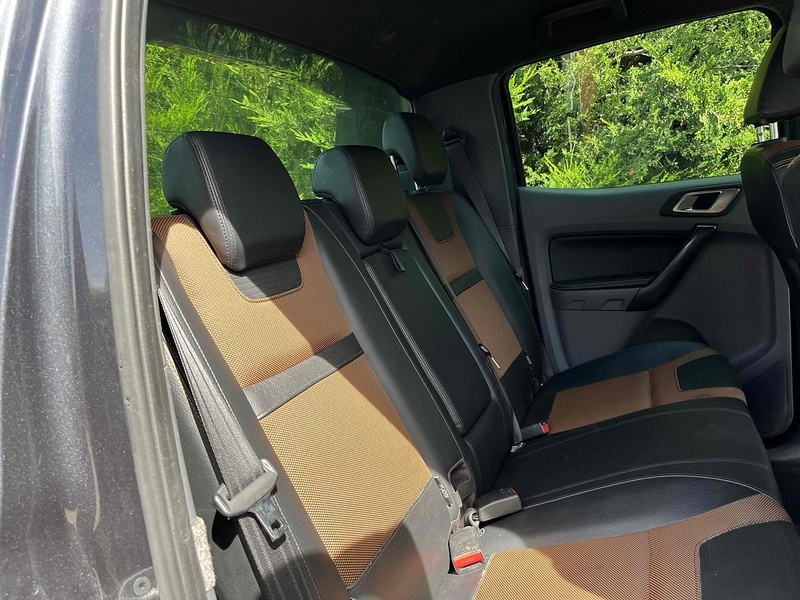 Ford 3.2 TDCi 197bhp Wildtrak 4x4 PICK UP TRUCK - CANNOPY