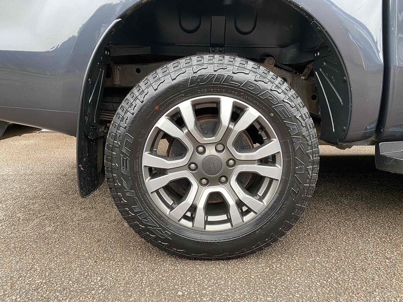 Ford 3.2 TDCi 197bhp Wildtrak 4x4 PICK UP TRUCK - CANNOPY