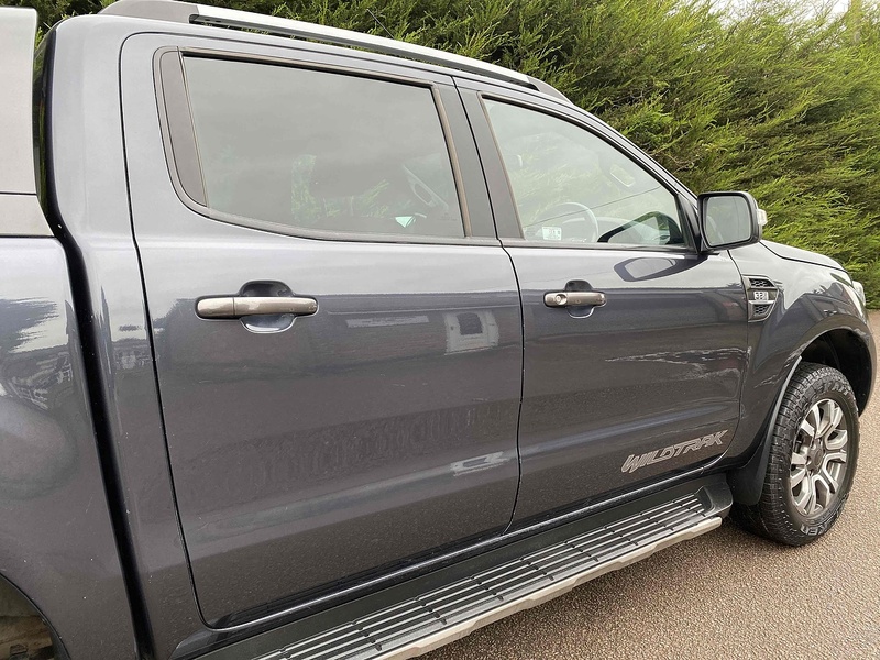 Ford 3.2 TDCi 197bhp Wildtrak 4x4 PICK UP TRUCK - CANNOPY