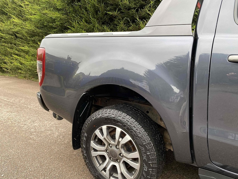 Ford 3.2 TDCi 197bhp Wildtrak 4x4 PICK UP TRUCK - CANNOPY