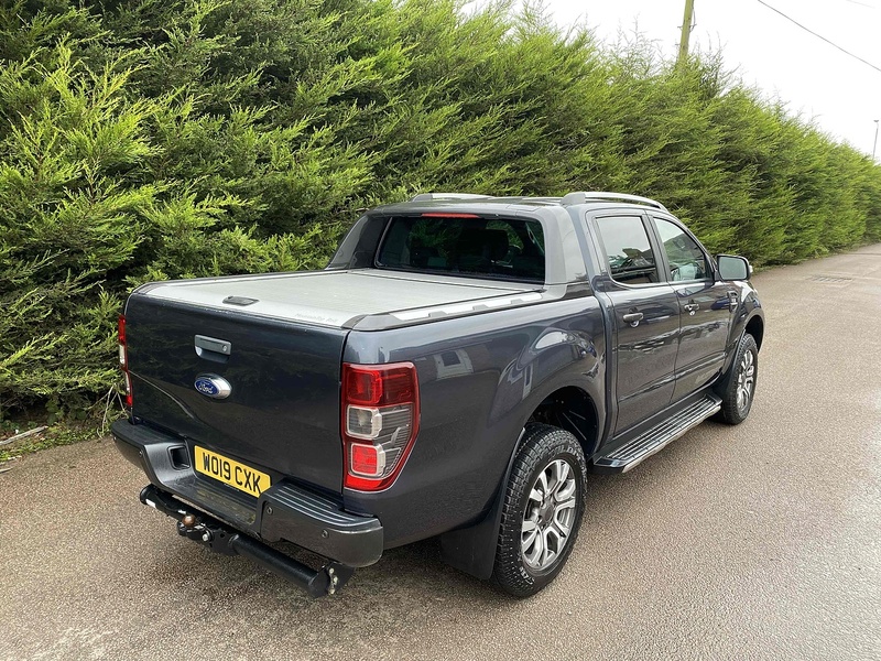 Ford 3.2 TDCi 197bhp Wildtrak 4x4 PICK UP TRUCK - CANNOPY