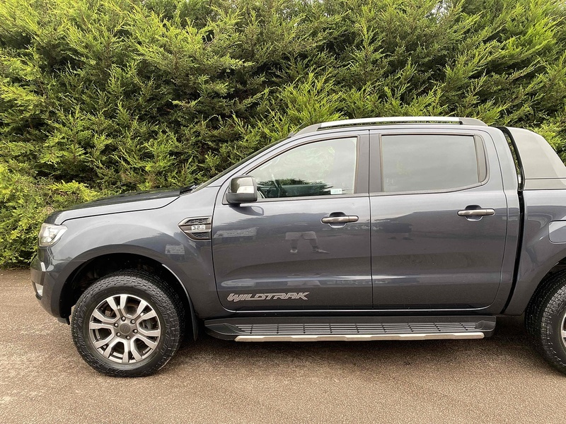 Ford 3.2 TDCi 197bhp Wildtrak 4x4 PICK UP TRUCK - CANNOPY