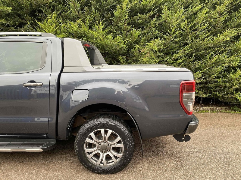 Ford 3.2 TDCi 197bhp Wildtrak 4x4 PICK UP TRUCK - CANNOPY