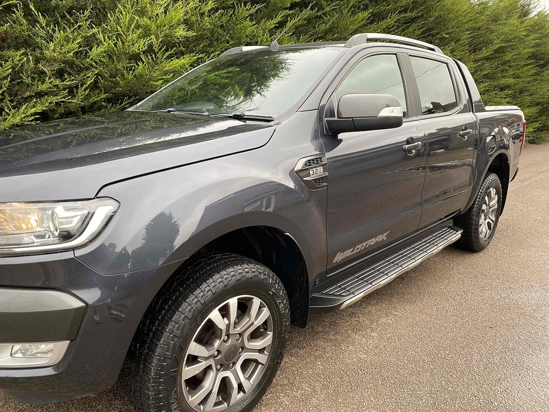 Ford 3.2 TDCi 197bhp Wildtrak 4x4 PICK UP TRUCK - CANNOPY