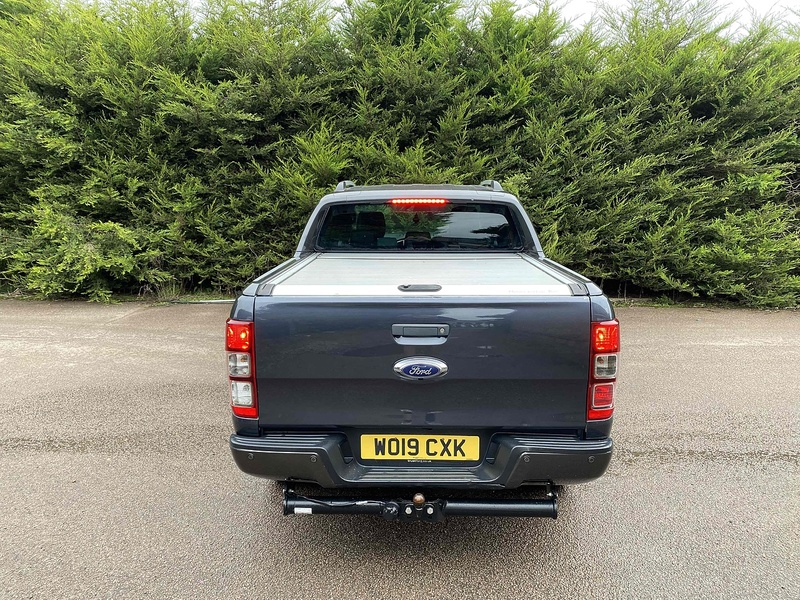 Ford 3.2 TDCi 197bhp Wildtrak 4x4 PICK UP TRUCK - CANNOPY