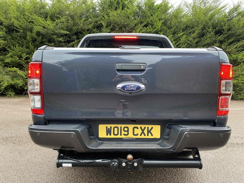 Ford 3.2 TDCi 197bhp Wildtrak 4x4 PICK UP TRUCK - CANNOPY