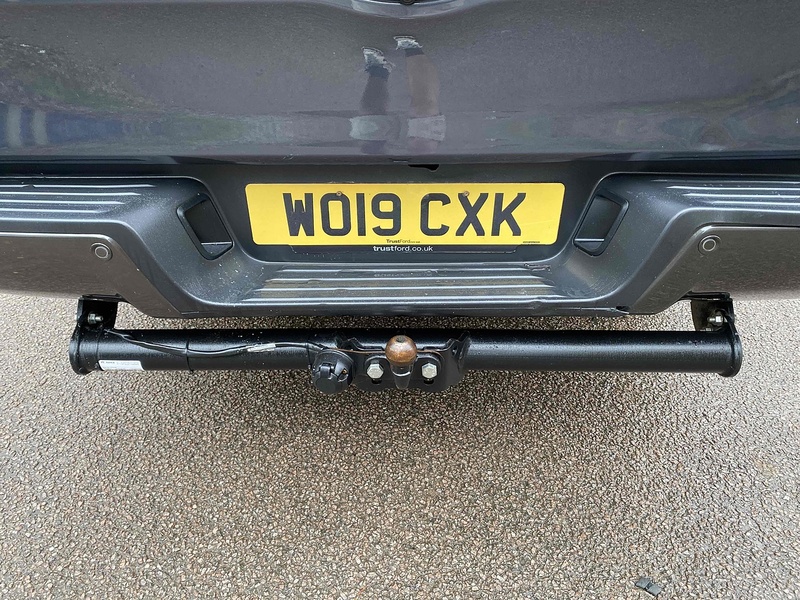 Ford 3.2 TDCi 197bhp Wildtrak 4x4 PICK UP TRUCK - CANNOPY