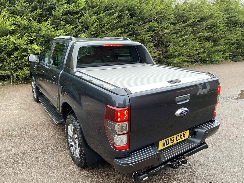 Ford 3.2 TDCi 197bhp Wildtrak 4x4 PICK UP TRUCK - CANNOPY