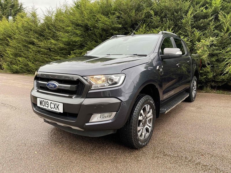 Ford 3.2 TDCi 197bhp Wildtrak 4x4 PICK UP TRUCK - CANNOPY