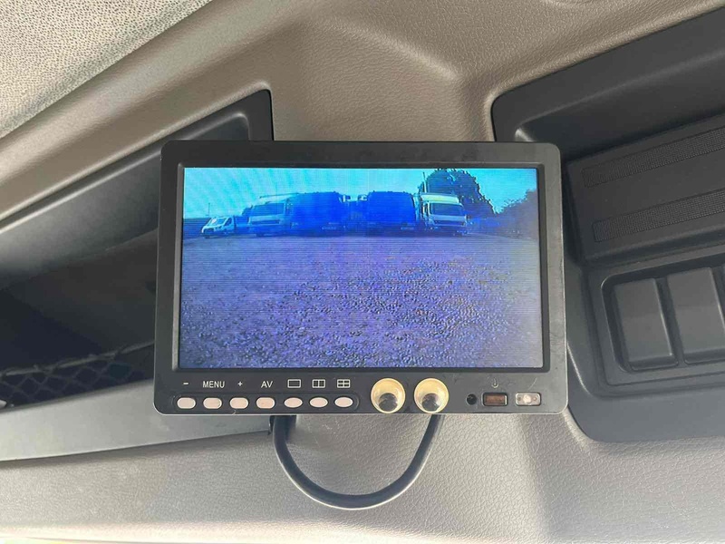 DAF DAF LF 45 180 12 Ton Box Canterlever Taillift Box  Automatic Diesel