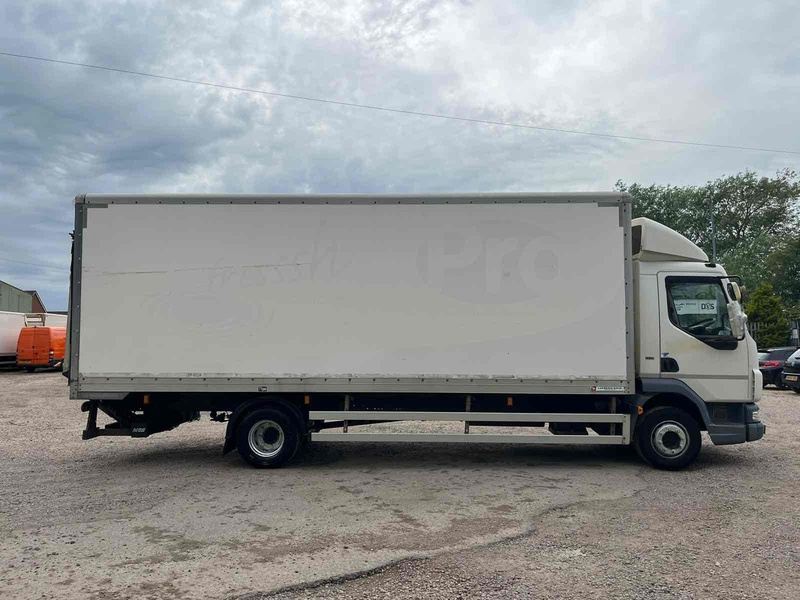 DAF DAF LF 45 180 12 Ton Box Canterlever Taillift Box  Automatic Diesel