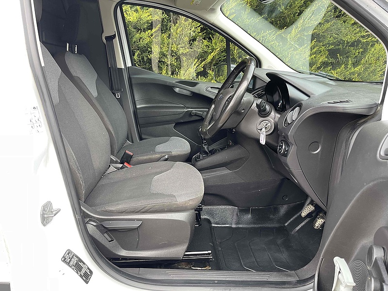 Ford 1.5 TDCi SWB PANEL VAN WHITE - EURO 6