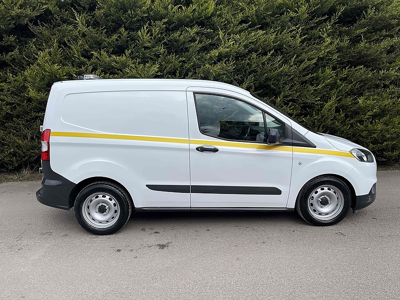 Ford 1.5 TDCi SWB PANEL VAN WHITE - EURO 6