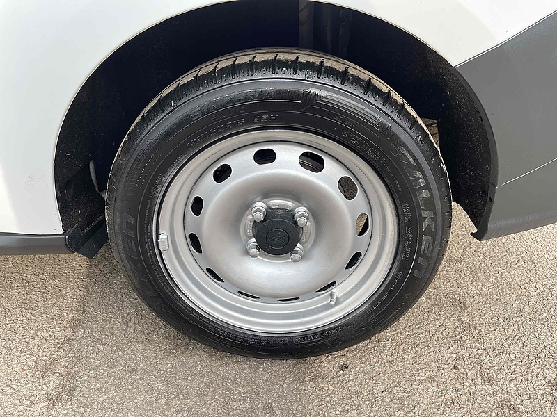 Ford 1.5 TDCi SWB PANEL VAN WHITE - EURO 6